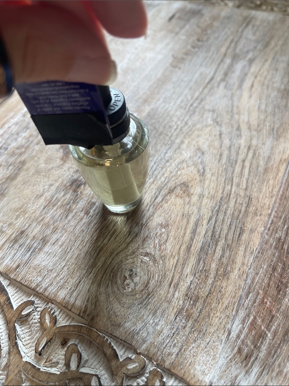 Bath & Body Works Princess Rapunzel Wallflowers Refill - Purple & Gold - Picture 3 of 3